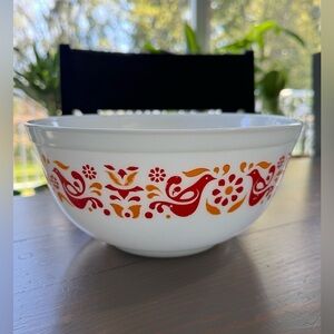Pyrex Friendship Mixing Bowl